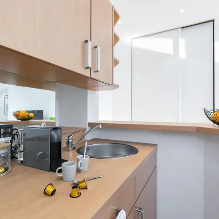 7 Medecin - Place Massena - 2p - Lumineux - Climatise * Nizza