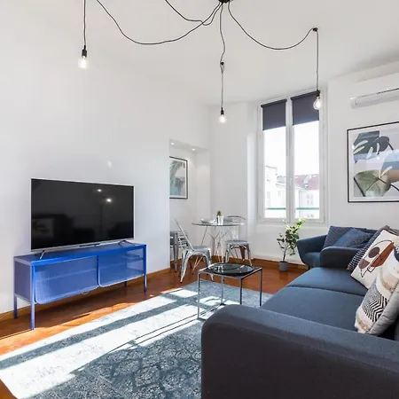 7 Medecin - Place Massena - 2p - Lumineux - Climatise * Nice