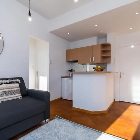 Апартаменты 7 Medecin - Place Massena - 2p - Lumineux - Climatise Ницца